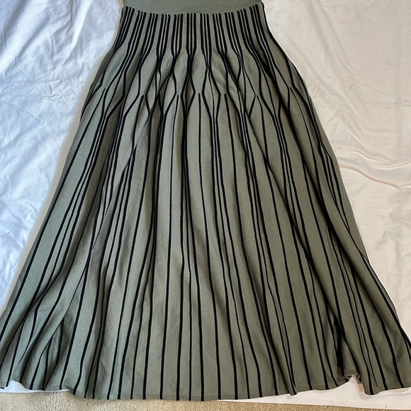 Fray I.D Sleeveless Dress - Picture 3 of 8